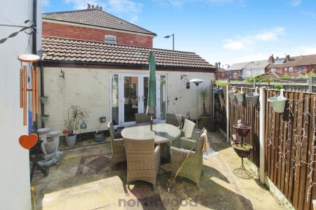 4 bedroom Semi-detached house for sale in Marlborough Road, Town Moor, Doncaster, DN2