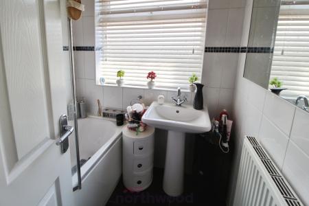 4 bedroom Semi-detached house for sale in Marlborough Road, Town Moor, Doncaster, DN2