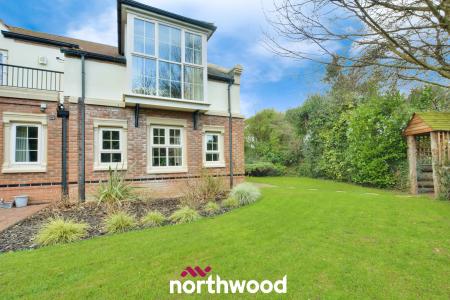 2 bedroom Mews house for sale in Milestone Court, Bessacarr, Doncaster, DN4