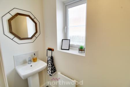 4 bedroom Detached house for sale in Oxbow Drive, Wheatley, Doncaster, DN2