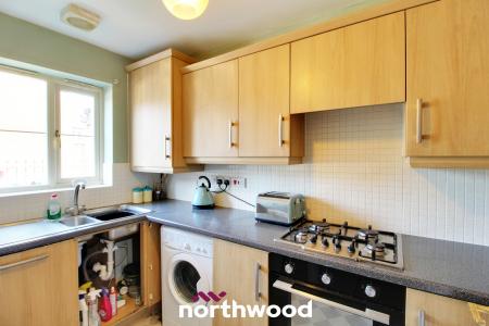 2 bedroom Terraced House for sale in Parkgate, Goldthorpe, S63