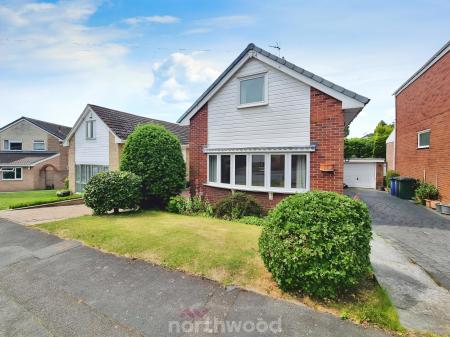 2 bedroom Detached house for sale in Riverside Drive, Sprotbrough, Doncaster, DN5