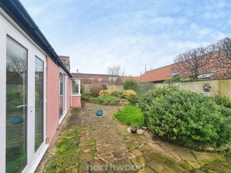 2 bedroom Bungalow for sale in Shires Close, Sprotbrough, Doncaster, DN5