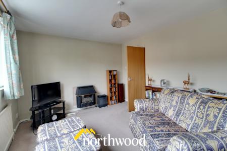2 bedroom Flat for sale in Welbeck Road, Bennetthorpe, Doncaster, DN4