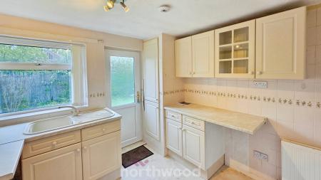1 bedroom Detached bungalow for sale in Wensley Crescent, Cantley, Doncaster, DN4