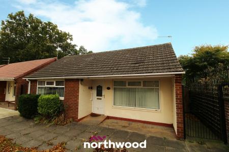 1 bedroom Detached bungalow for sale in Wensley Cresent, Bessacarr, Doncaster, DN4