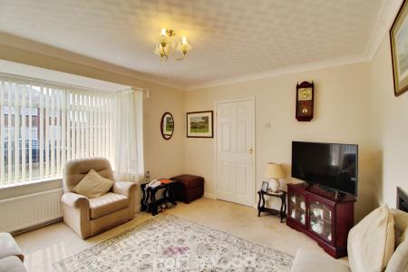 3 bedroom Semi-detached house for sale in Wicklow Road, Intake, Doncaster, DN2
