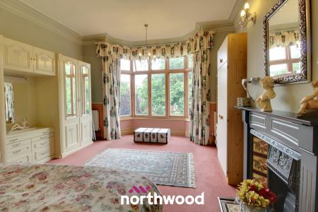5 bedroom Character Property for sale in Avenue Road, Wheatley, Doncaster, DN2