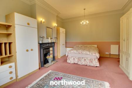 5 bedroom Character Property for sale in Avenue Road, Wheatley, Doncaster, DN2