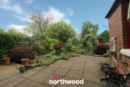 5 bedroom Character Property for sale in Avenue Road, Wheatley, Doncaster, DN2