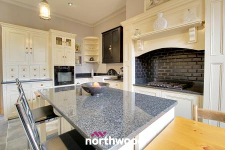 5 bedroom Character Property for sale in Avenue Road, Wheatley, Doncaster, DN2