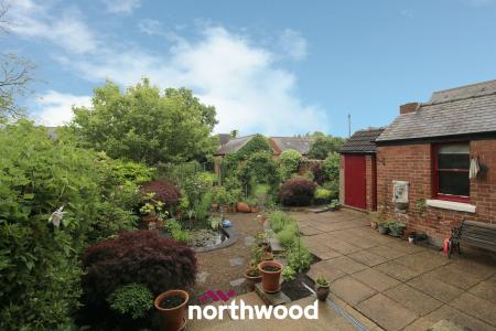 5 bedroom Character Property for sale in Avenue Road, Wheatley, Doncaster, DN2