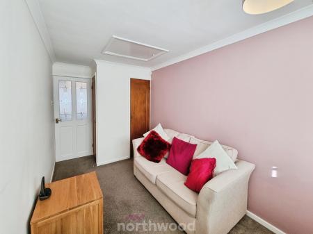 2 bedroom Semi-detached bungalow for sale in Moorfield Drive, Armthorpe, Doncaster, DN3