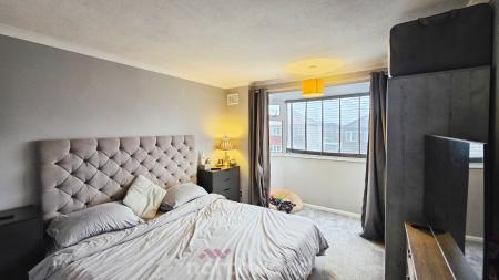 3 bedroom Semi-detached house for sale in Oakhill Road, Wheatley Hills, Doncaster, DN2