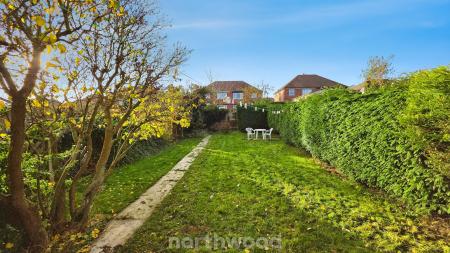 3 bedroom Semi-detached house for sale in Oakhill Road, Wheatley Hills, Doncaster, DN2