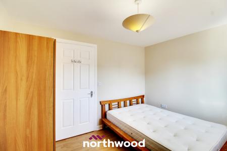 3 bedroom Apartment for sale in Cavalier Court, Woodfield Plantation, Doncaster, DN4