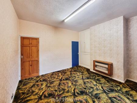 2 bedroom Terraced House for sale in Montague Street, Doncaster, DN1