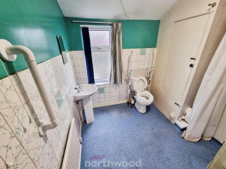 2 bedroom Terraced House for sale in Montague Street, Doncaster, DN1