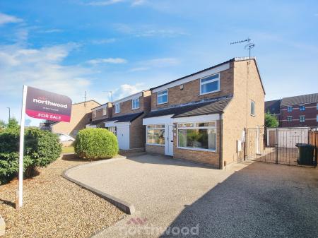 3 bedroom Detached house for sale in Arden Gate, Balby, Doncaster, DN4