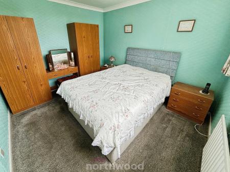 3 bedroom Terraced House for sale in Bootham Crescent, Stainforth, Doncaster, DN7