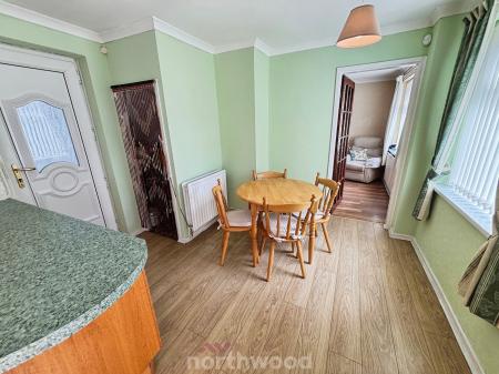 3 bedroom Terraced House for sale in Bootham Crescent, Stainforth, Doncaster, DN7