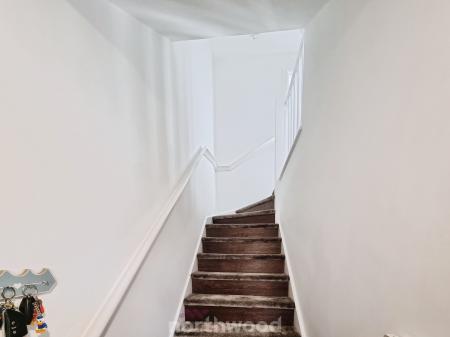 2 bedroom Semi-detached house for sale in Cammidge Way, Bessacarr, Doncaster, DN4