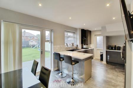 3 bedroom Semi-detached house for sale in Wicklow Road, Intake, Doncaster, DN2