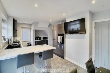 3 bedroom Semi-detached house for sale in Wicklow Road, Intake, Doncaster, DN2