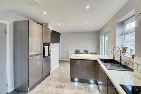 3 bedroom Semi-detached house for sale in Wicklow Road, Intake, Doncaster, DN2