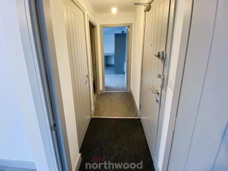1 bedroom Flat to let in Portland Place, Doncaster, DN1