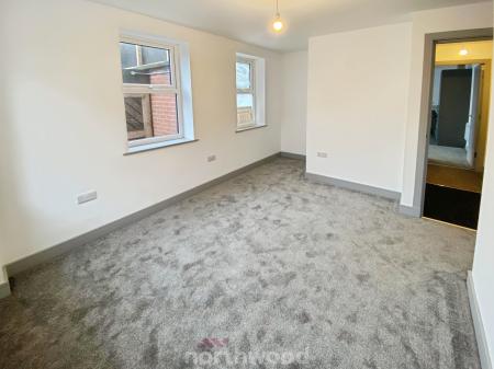 1 bedroom Flat to let in Portland Place, Doncaster, DN1