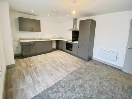 1 bedroom Flat to let in Portland Place, Doncaster, DN1
