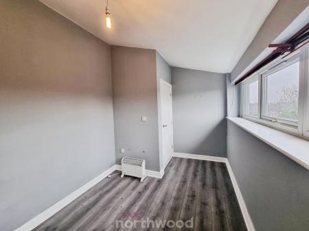 2 bedroom Flat for sale in Springfield Court, Amersall Road, Doncaster, Doncaster, DN5