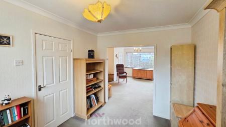 3 bedroom Semi-detached house for sale in Colchester Court, Scawsby, Doncaster, DN5
