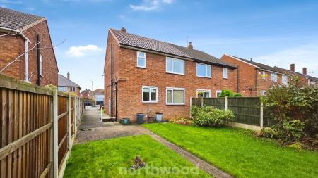 3 bedroom Semi-detached house for sale in Colchester Court, Scawsby, Doncaster, DN5