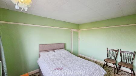 3 bedroom Semi-detached house for sale in Zetland Road, Town Moor, Doncaster, DN2