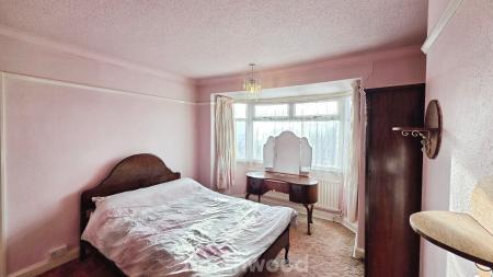 3 bedroom Semi-detached house for sale in Zetland Road, Town Moor, Doncaster, DN2