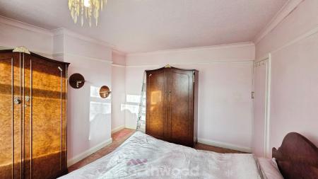 3 bedroom Semi-detached house for sale in Zetland Road, Town Moor, Doncaster, DN2