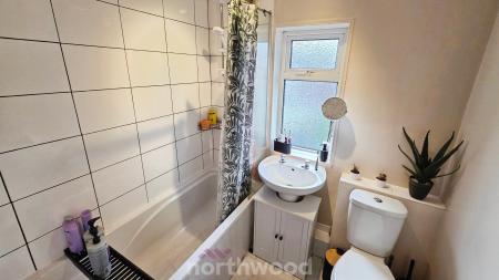 3 bedroom Semi-detached house for sale in Zetland Road, Town Moor, Doncaster, DN2