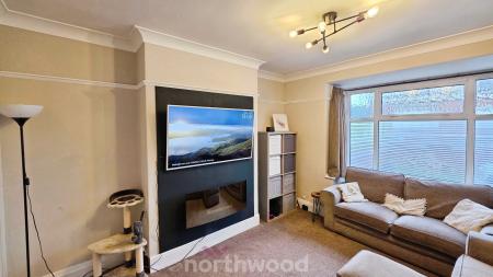 3 bedroom Semi-detached house for sale in Zetland Road, Town Moor, Doncaster, DN2