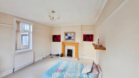 3 bedroom Semi-detached house for sale in Harrowden Road, Wheatley, Doncaster, DN2