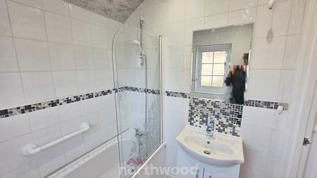 3 bedroom Semi-detached house for sale in Skellow Road, Skellow, Doncaster, DN6