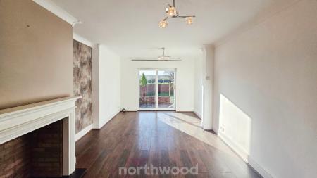 3 bedroom Semi-detached house for sale in Skellow Road, Skellow, Doncaster, DN6