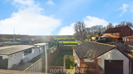 3 bedroom Semi-detached house for sale in Skellow Road, Skellow, Doncaster, DN6