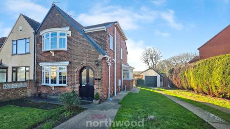 3 bedroom Semi-detached house for sale in Skellow Road, Skellow, Doncaster, DN6