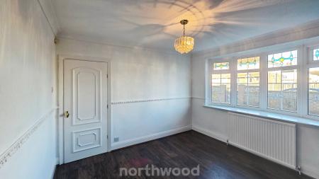 3 bedroom Semi-detached house for sale in Skellow Road, Skellow, Doncaster, DN6