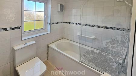 3 bedroom Semi-detached house for sale in Skellow Road, Skellow, Doncaster, DN6