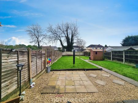 3 bedroom Terraced House for sale in Crossfield Lane, Skellow, Doncaster, DN6