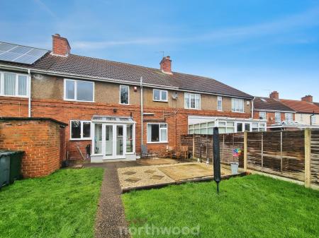 3 bedroom Terraced House for sale in Crossfield Lane, Skellow, Doncaster, DN6