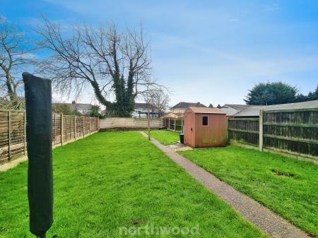 3 bedroom Terraced House for sale in Crossfield Lane, Skellow, Doncaster, DN6